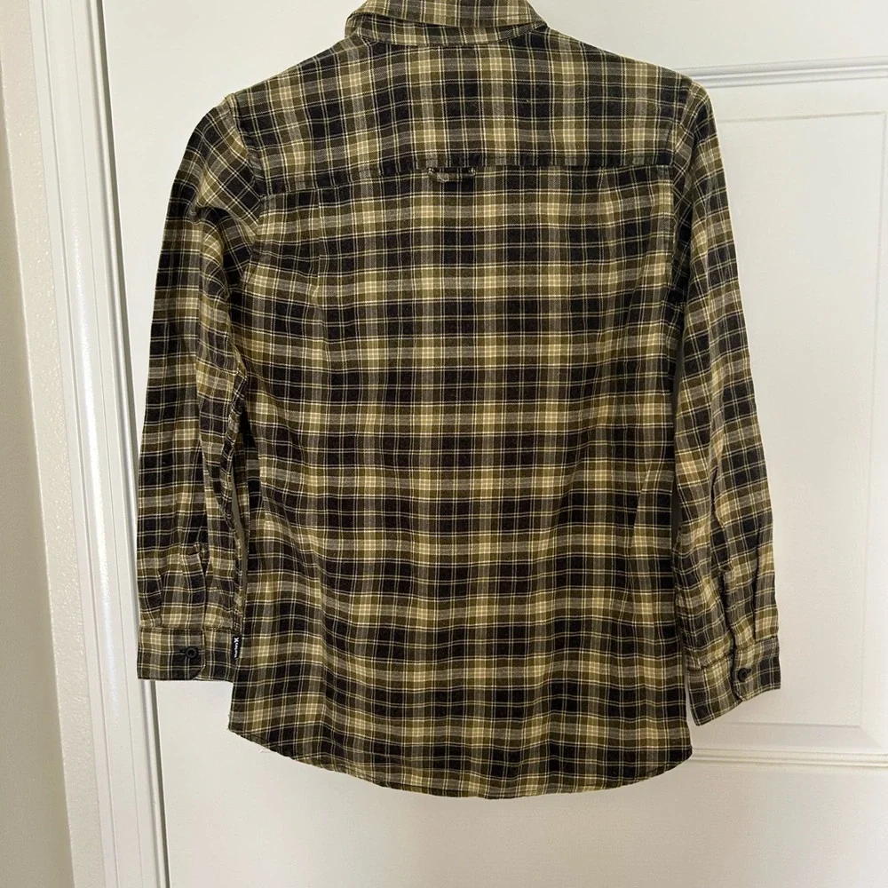 Hurley Boys Black and Yellow Plaid Flannel ✨BOGO ✨